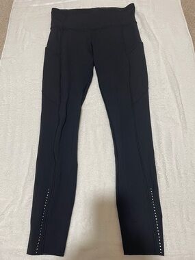 Lululemon Black Cropped (27) Leggings